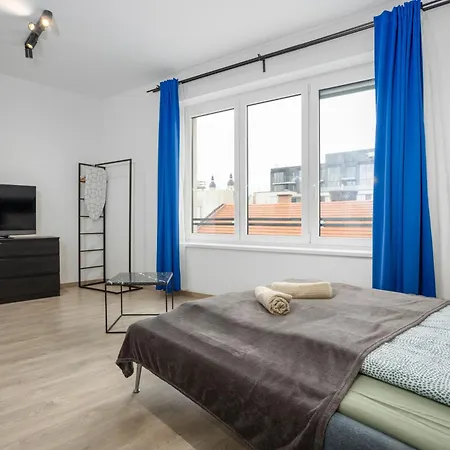 Brandnew Tranquil With Free Parking Budapest